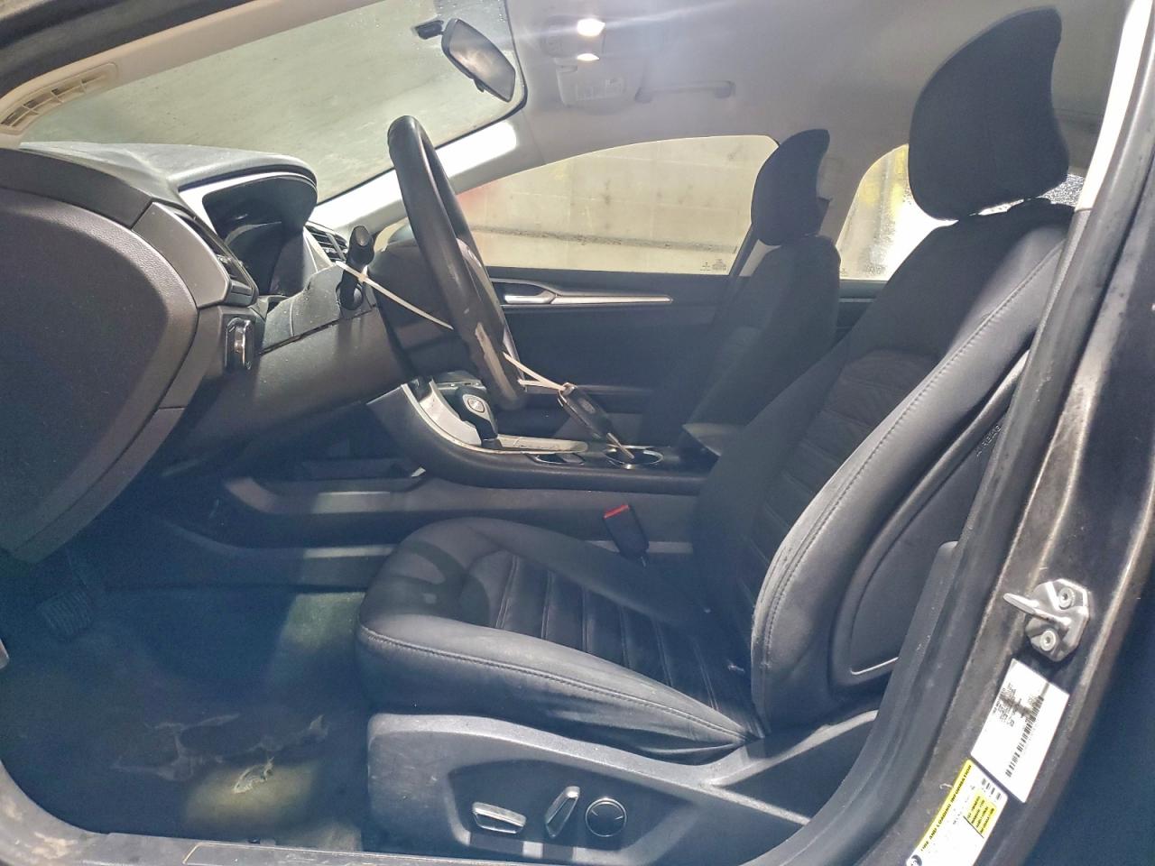 2016 FORD FUSION SE photo 7