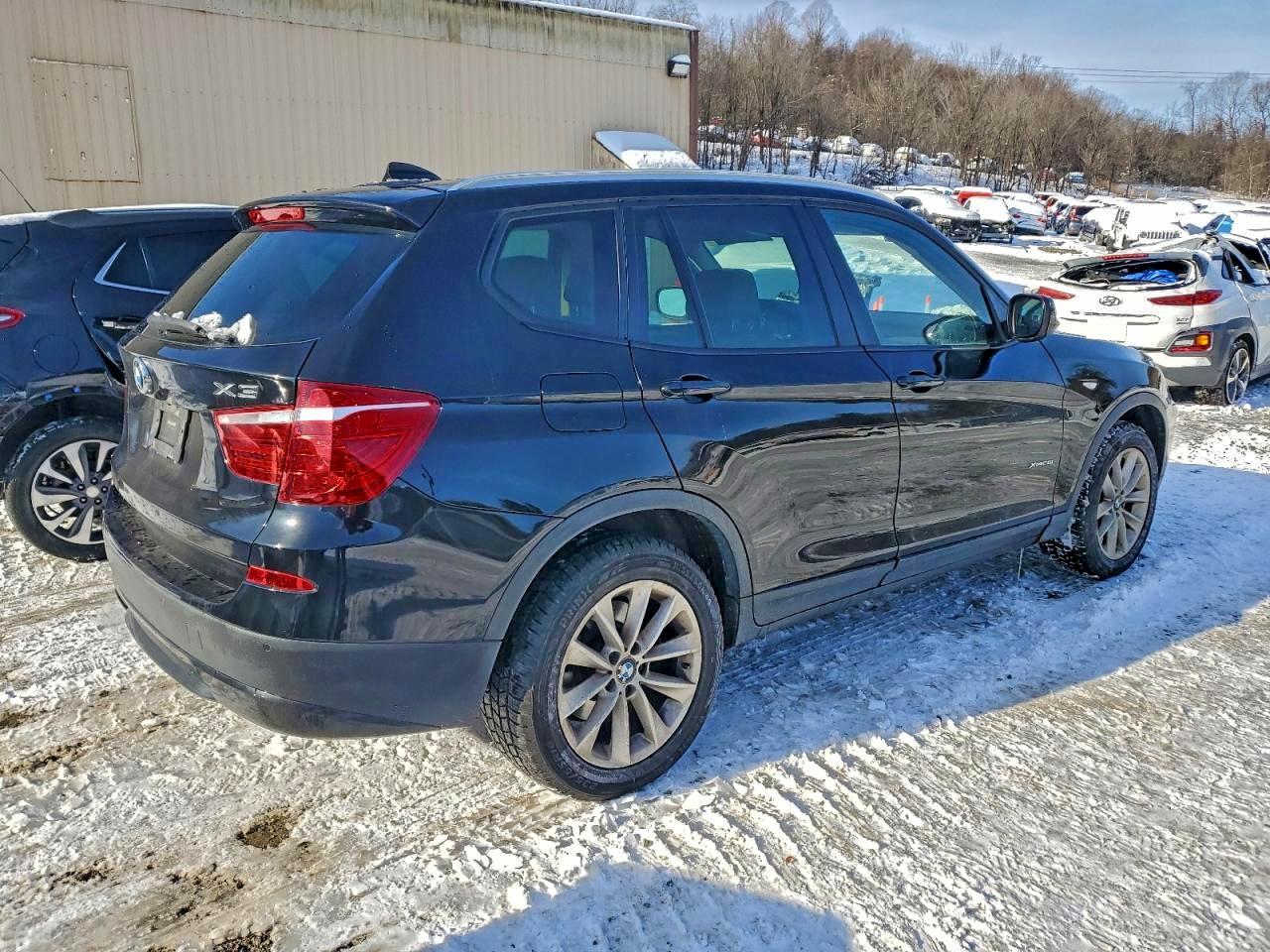 2013 BMW X3 XDRIVE28I photo 3