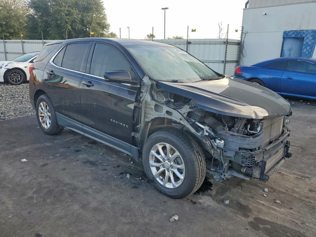 2020 CHEVROLET EQUINOX LT photo 4