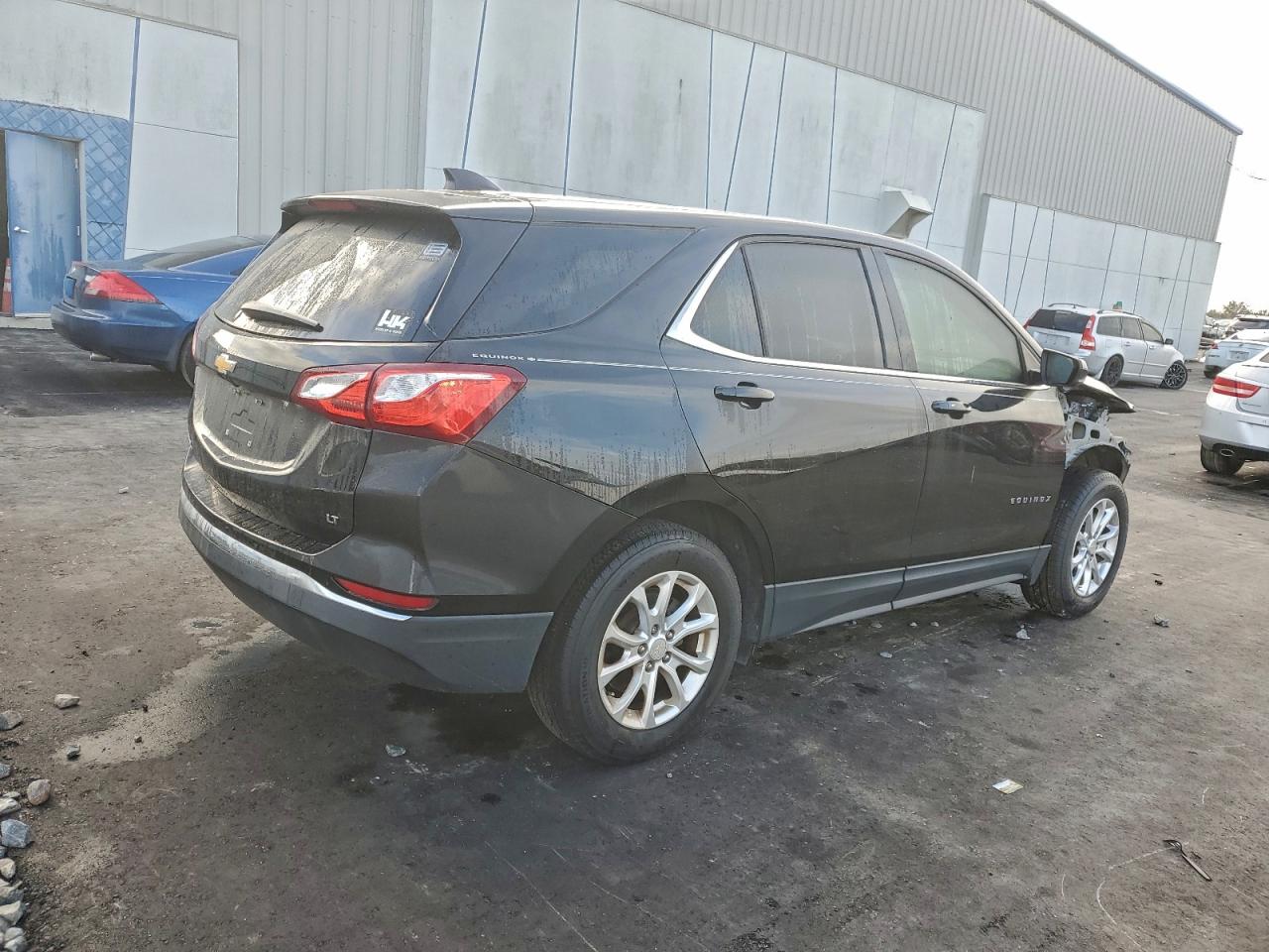 2020 CHEVROLET EQUINOX LT photo 3