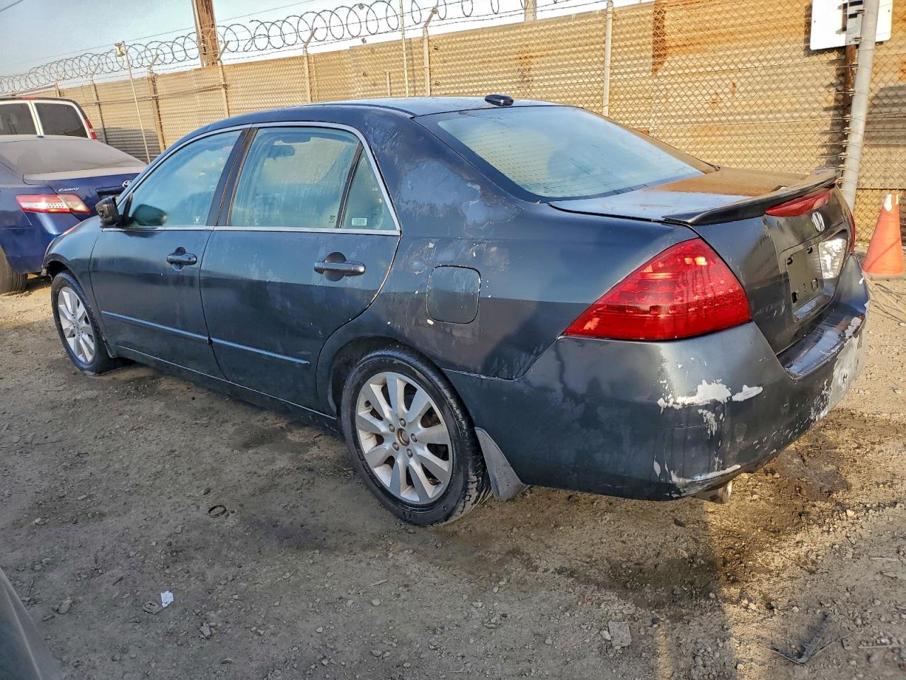 2007 HONDA ACCORD EX photo 2