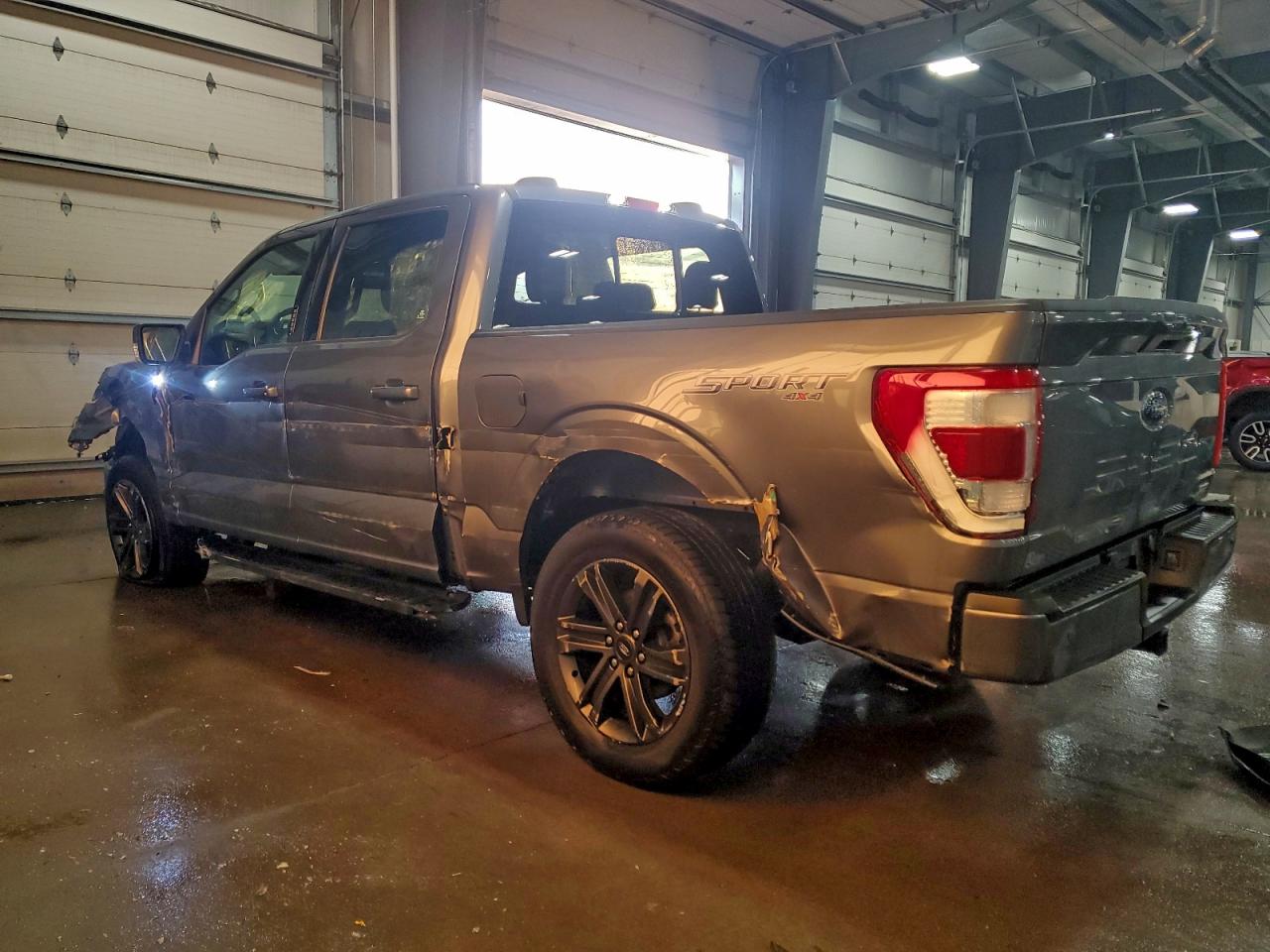 2022 FORD F150 SUPERCREW photo 2