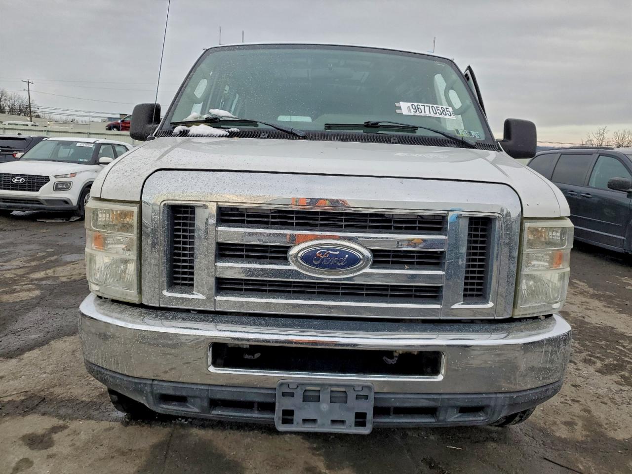2009 FORD ECONOLINE E250 VAN photo 5