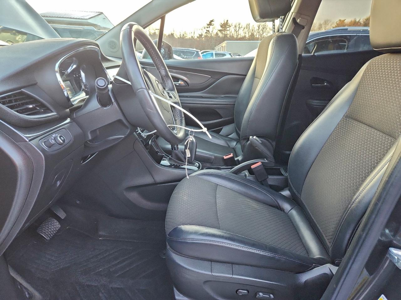 2018 BUICK ENCORE PREFERRED photo 7