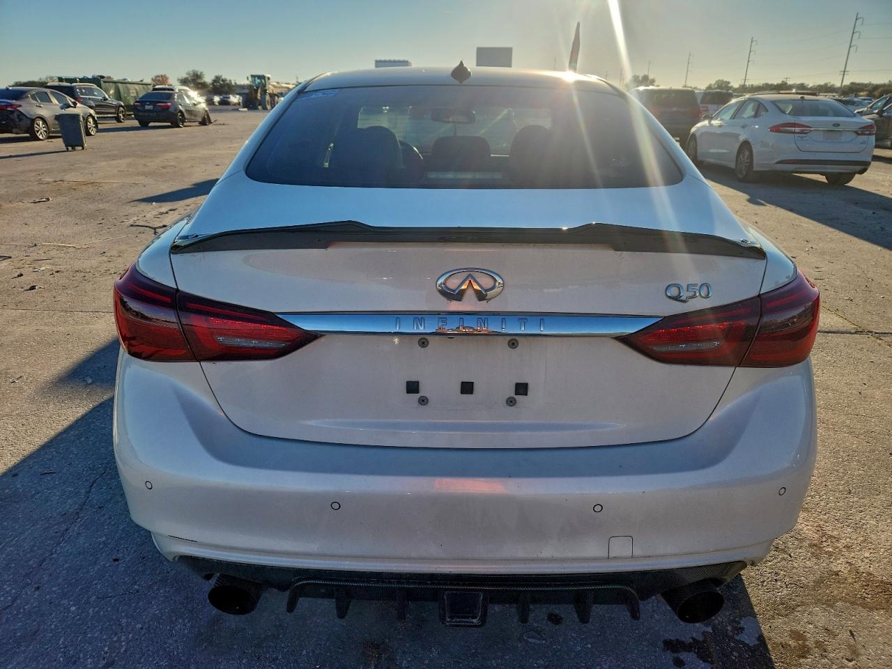 2018 INFINITI Q50 LUXE photo 6