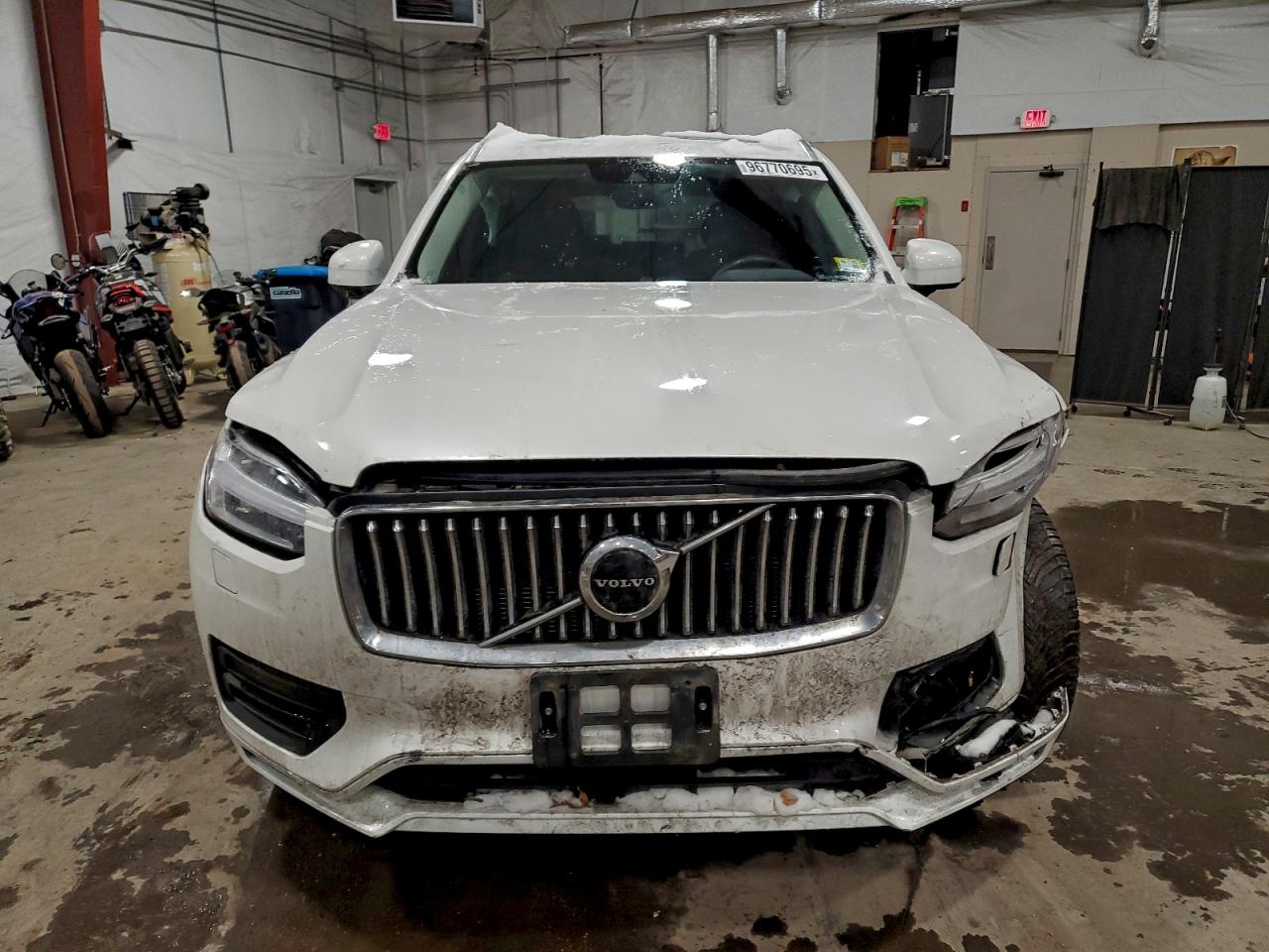 2021 VOLVO XC90 T6 MOMENTUM photo 5
