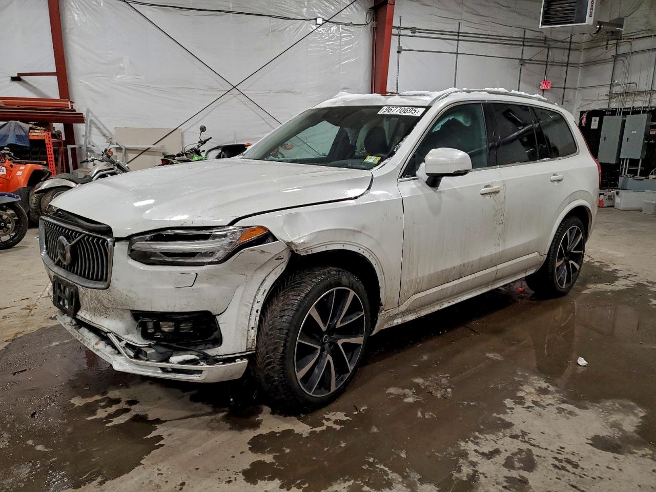 2021 VOLVO XC90