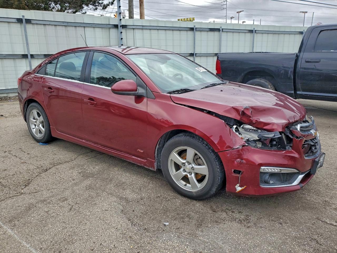 2016 CHEVROLET CRUZE LIMITED LT photo 4