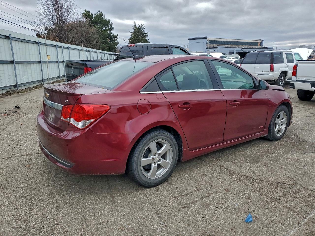 2016 CHEVROLET CRUZE LIMITED LT photo 3