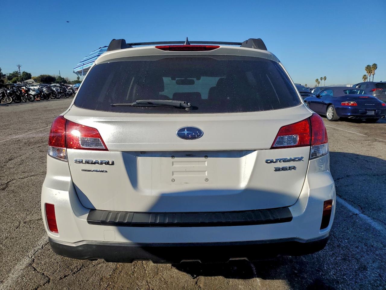 2014 SUBARU OUTBACK 3.6R LIMITED photo 6