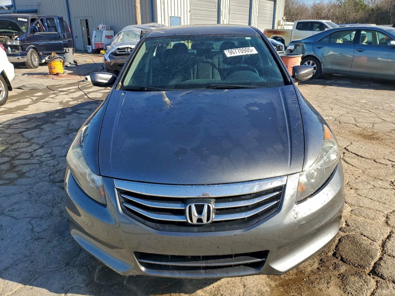 2011 HONDA ACCORD LX photo 5