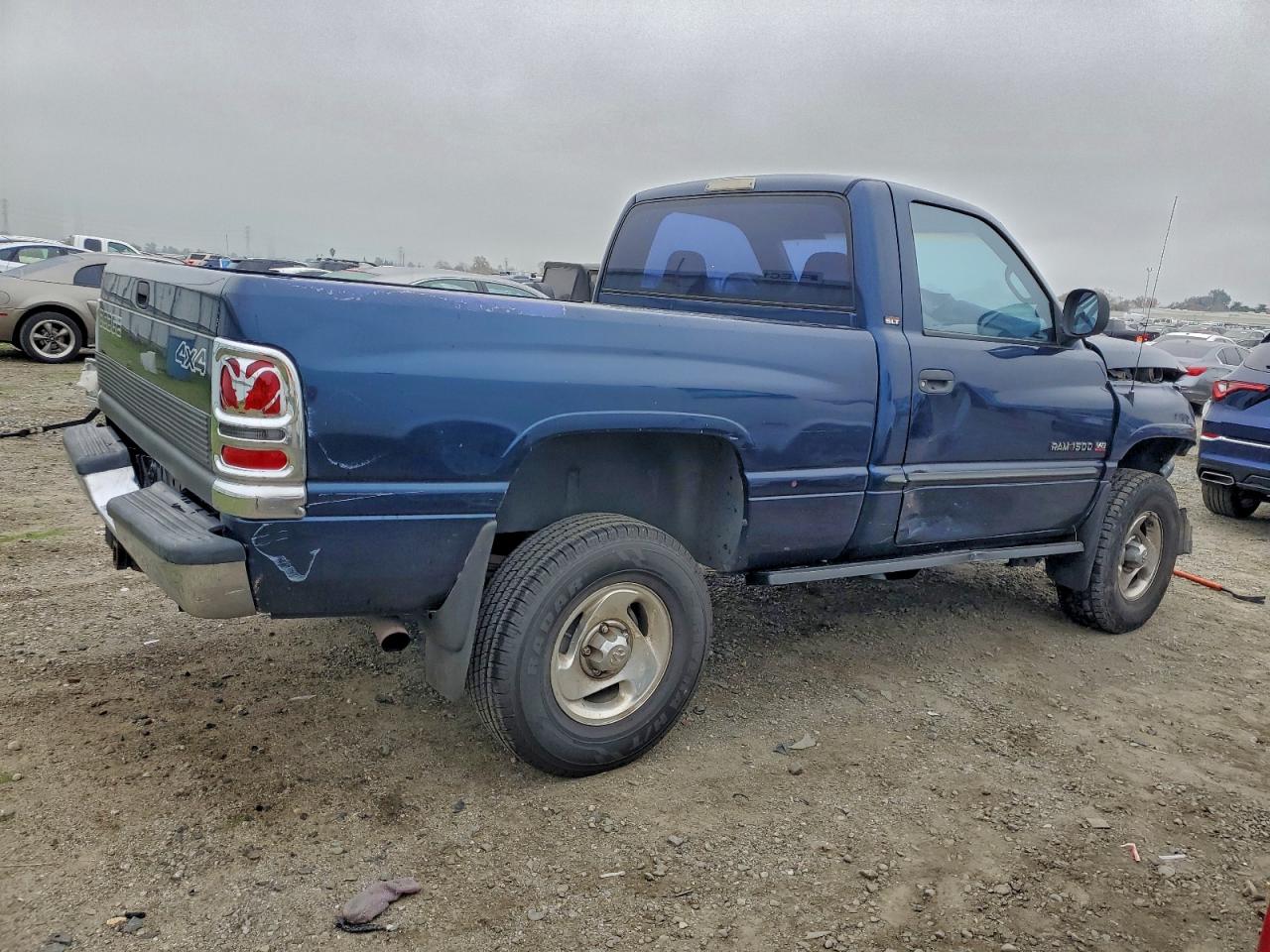 2001 DODGE RAM 1500 photo 3