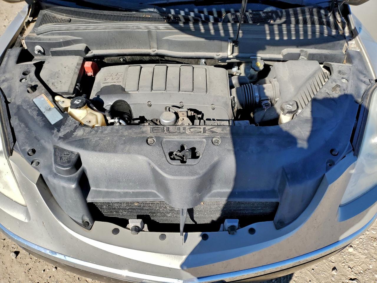 2011 BUICK ENCLAVE CXL photo 11
