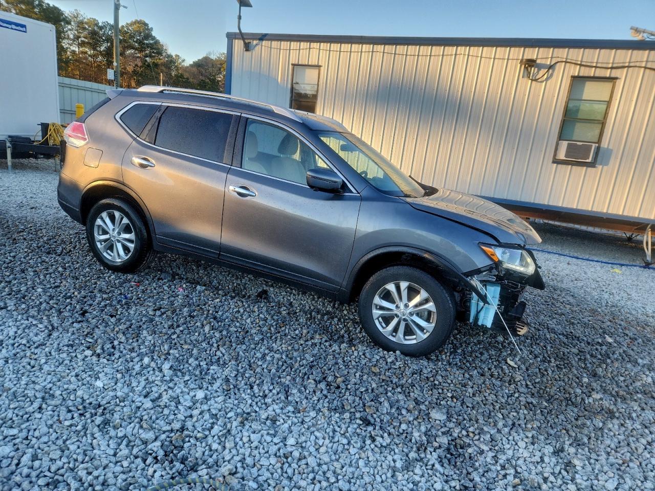 2016 NISSAN ROGUE S photo 4