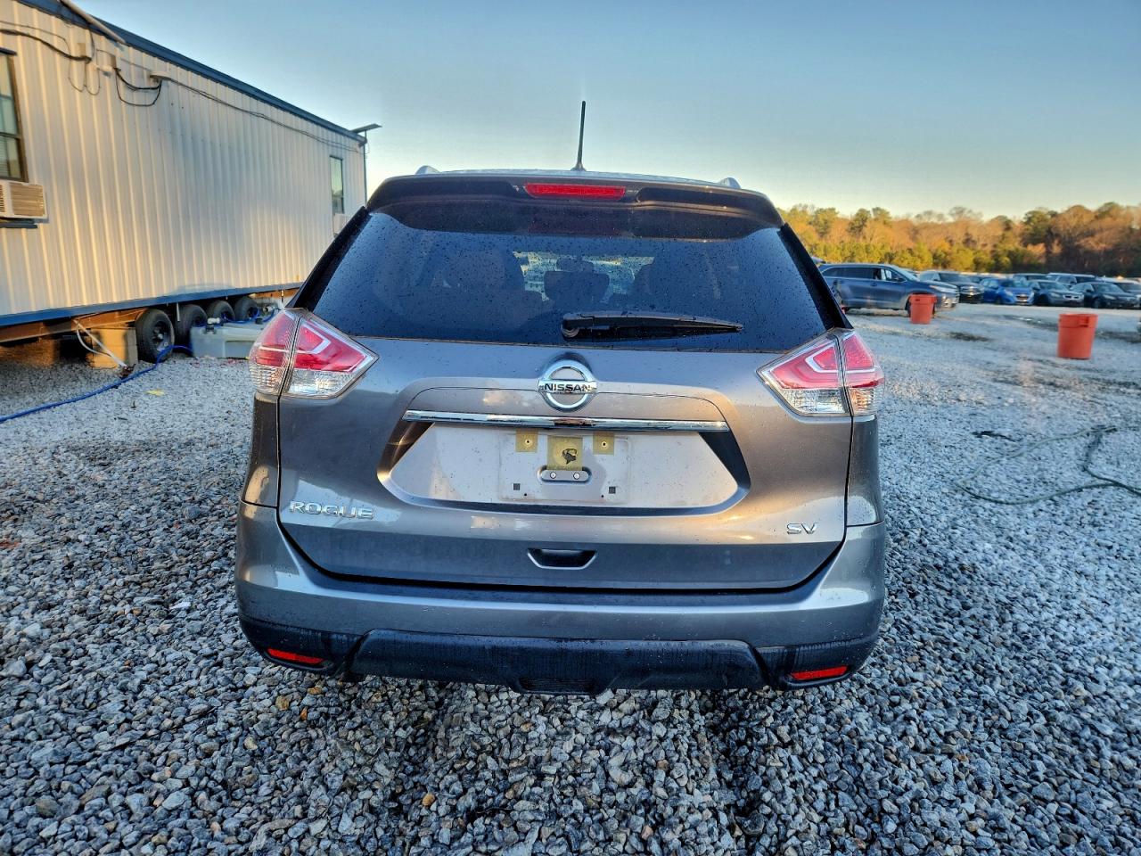 2016 NISSAN ROGUE S photo 6