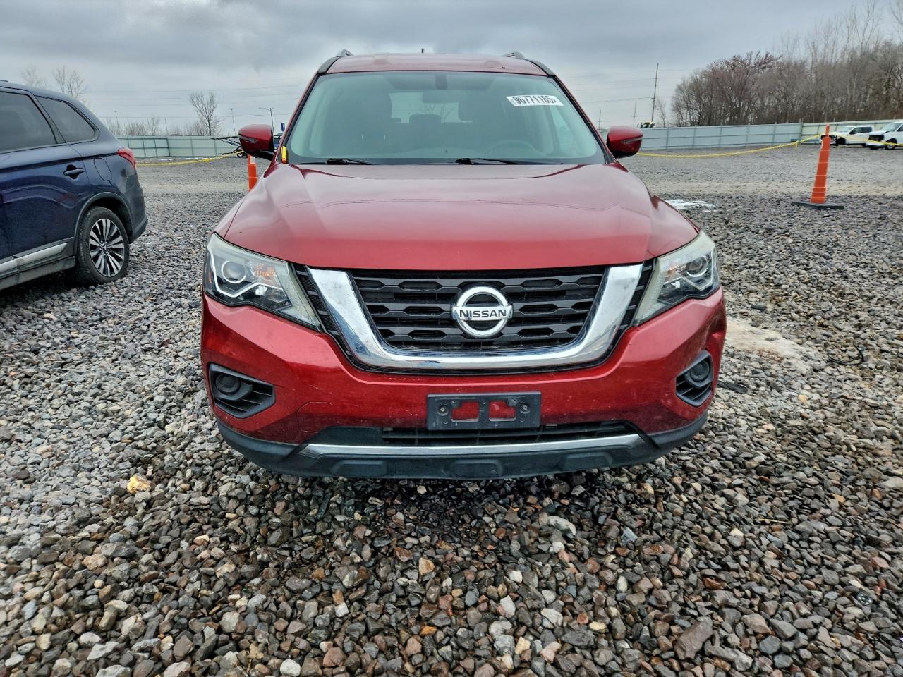 2017 NISSAN PATHFINDER S photo 5