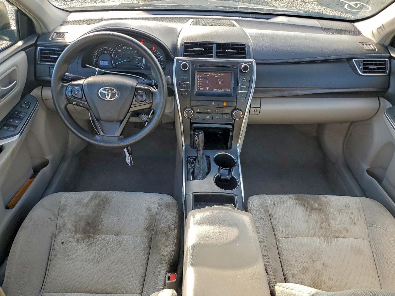 2015 TOYOTA CAMRY LE photo 8