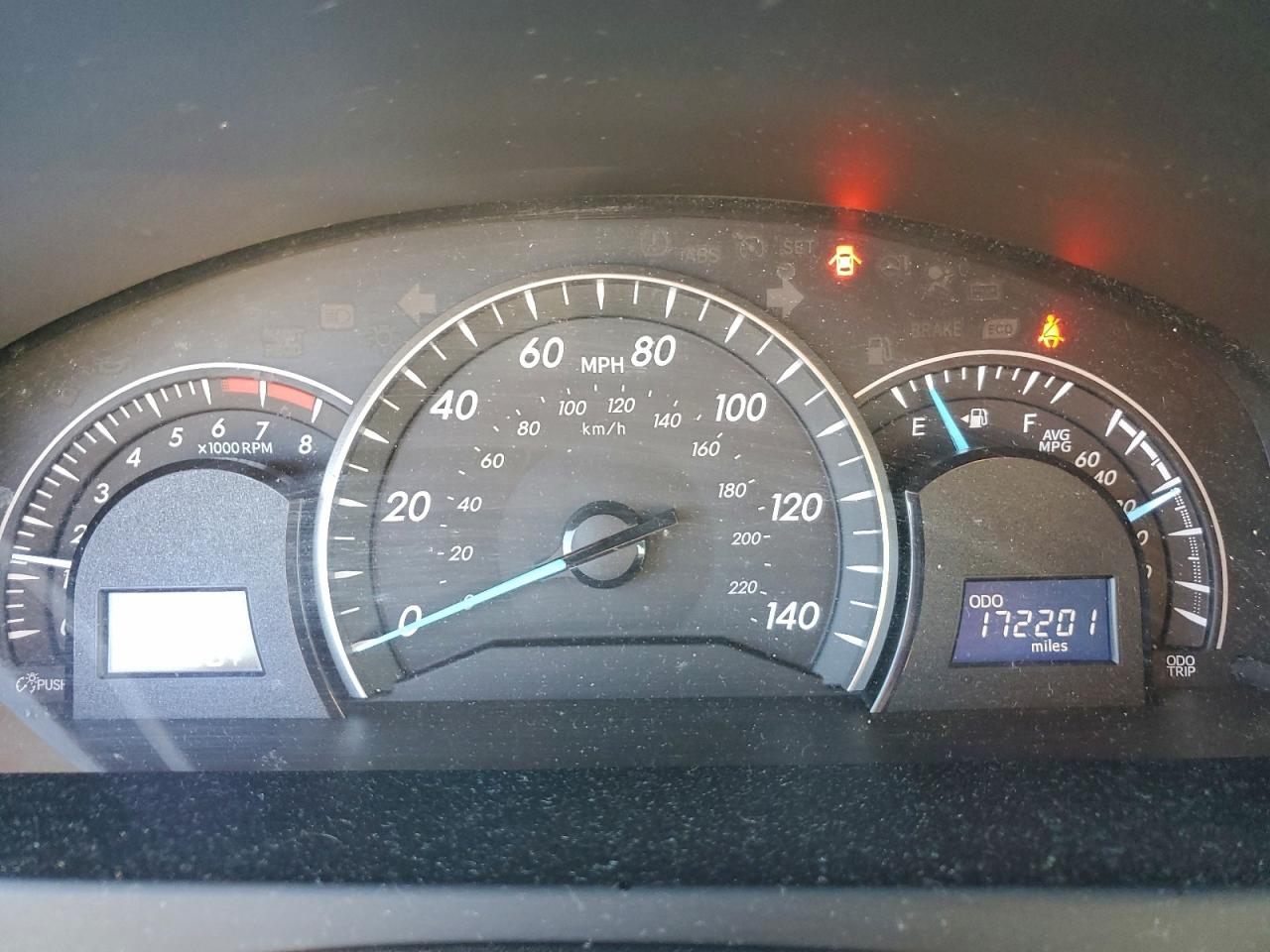 2015 TOYOTA CAMRY LE photo 9
