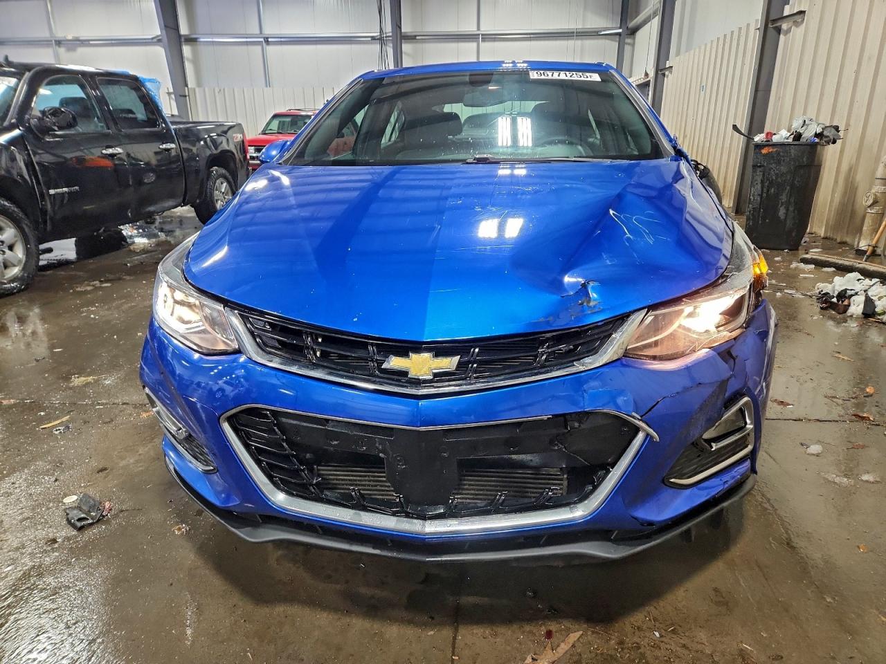 2017 CHEVROLET CRUZE LT photo 5