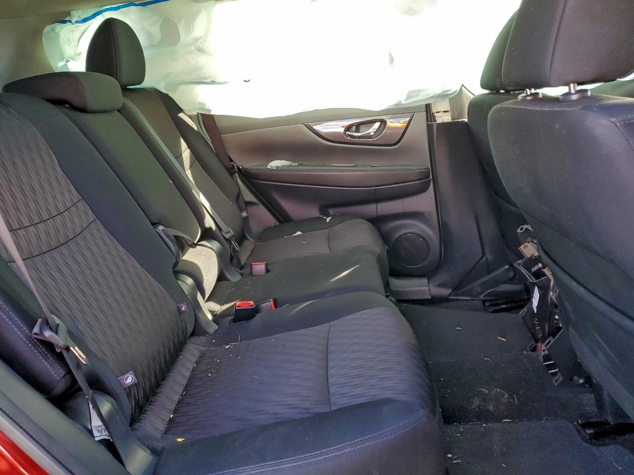 2018 NISSAN ROGUE S photo 11