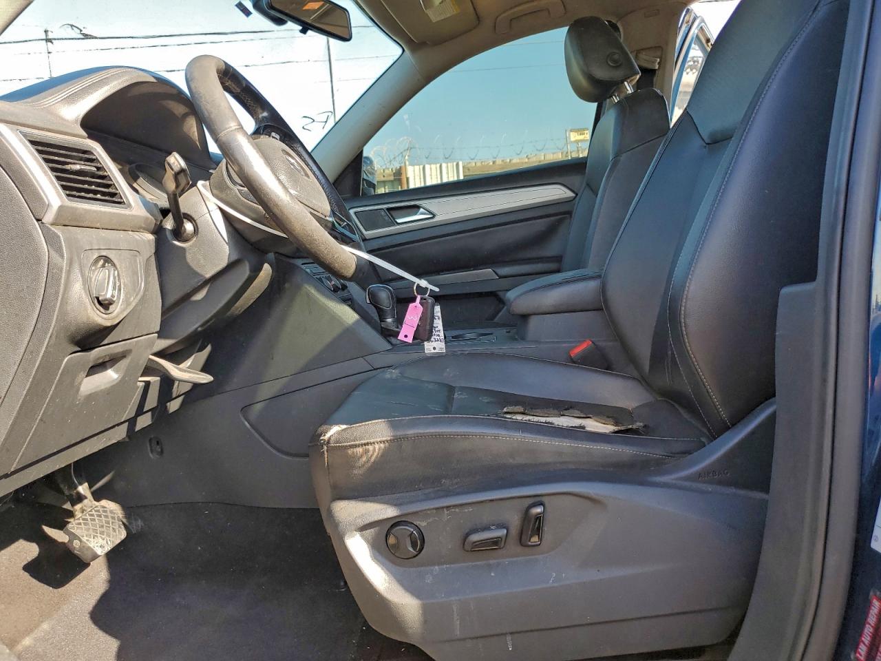 2018 VOLKSWAGEN ATLAS SE photo 7