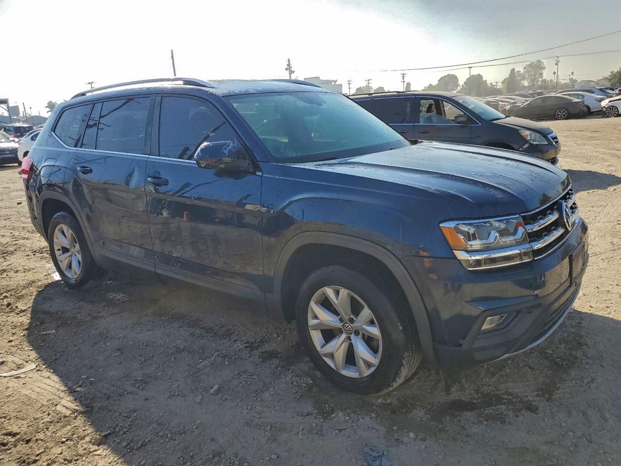 2018 VOLKSWAGEN ATLAS SE photo 4