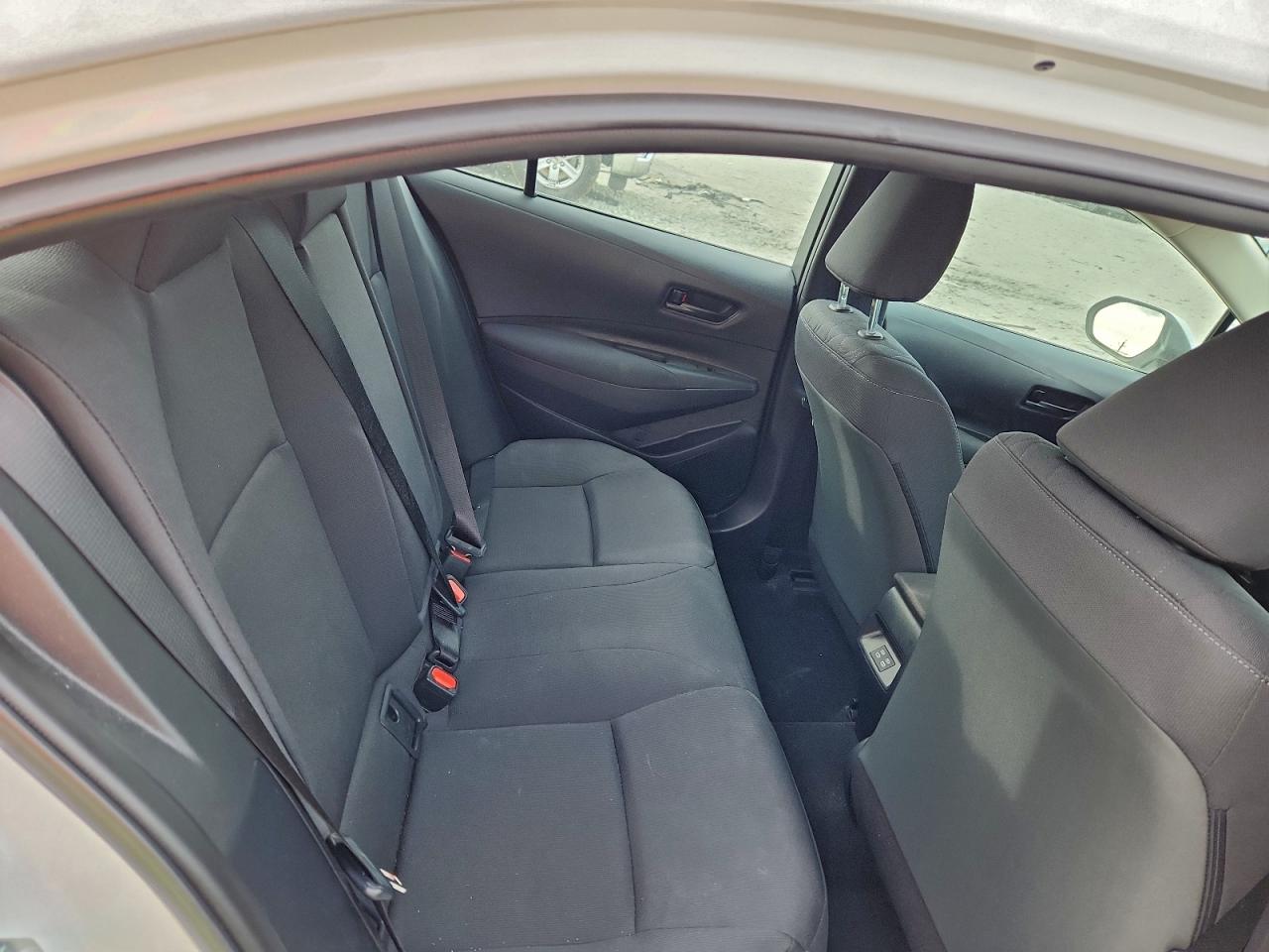 2024 TOYOTA COROLLA LE photo 28