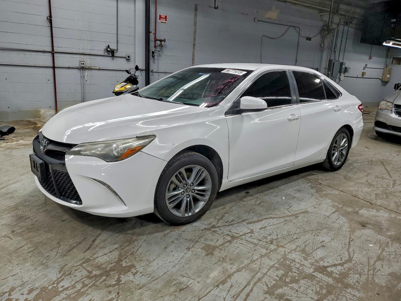 2015 TOYOTA CAMRY