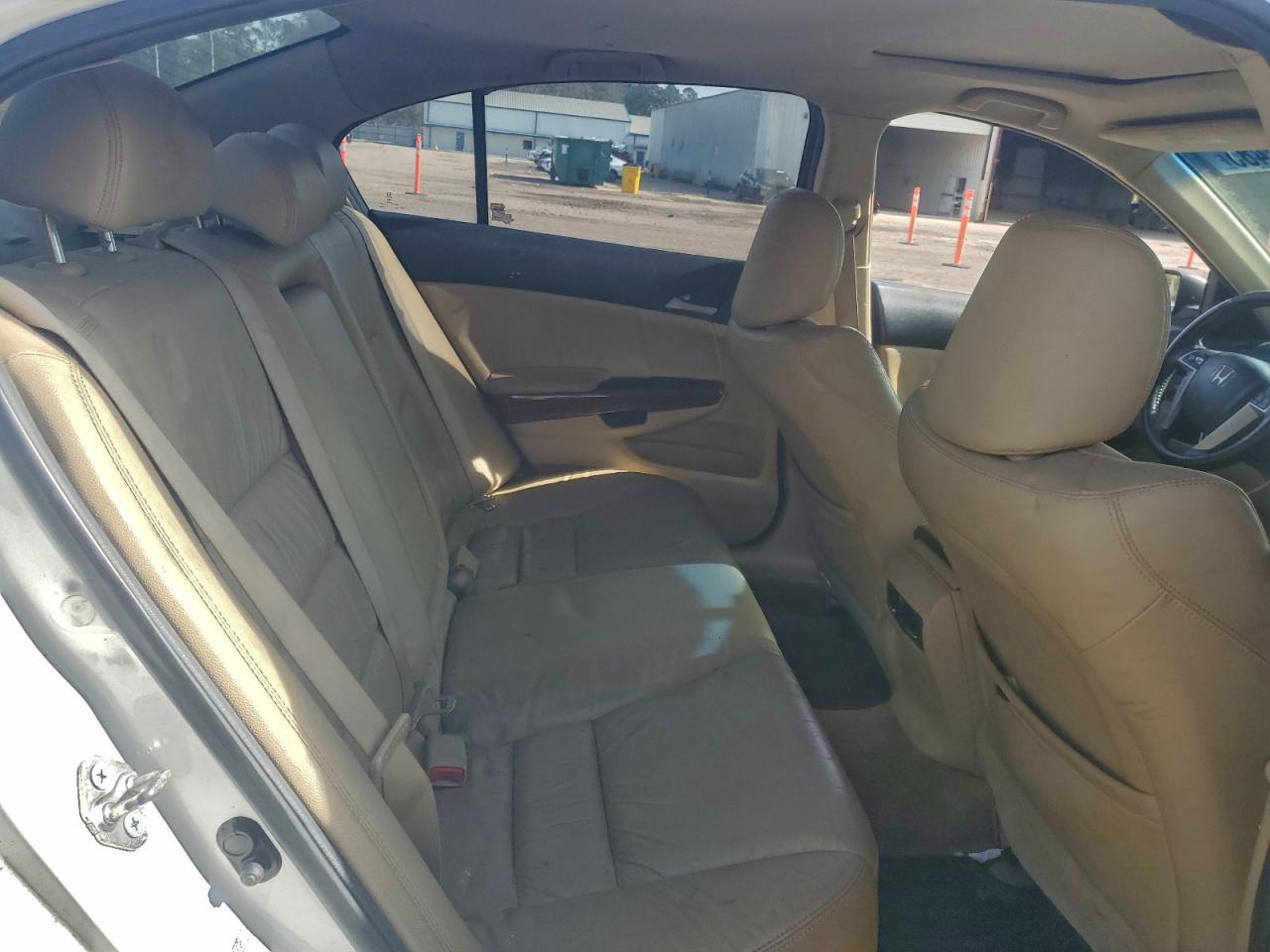 2011 HONDA ACCORD EXL photo 19