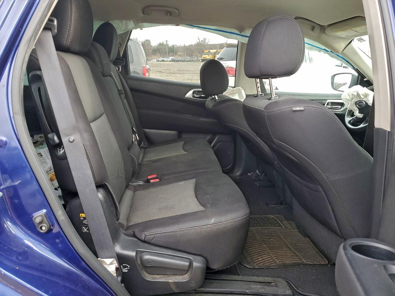 2017 NISSAN PATHFINDER S photo 11