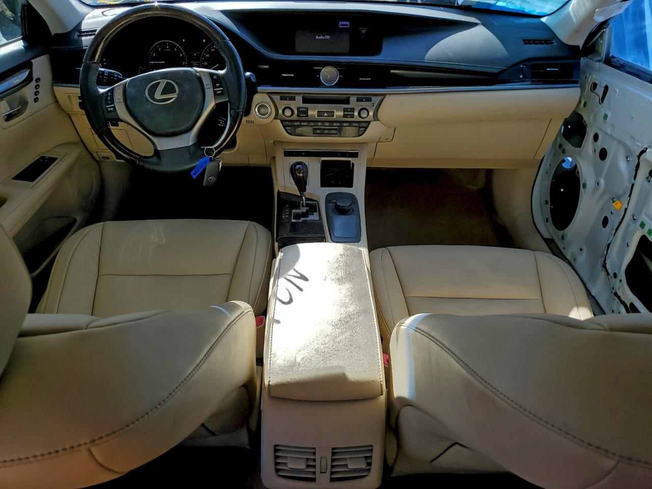2013 LEXUS ES 350 photo 8
