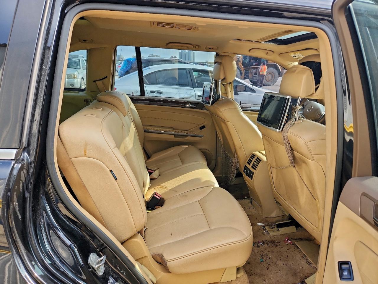 2012 MERCEDES-BENZ GL 450 4MATIC photo 11