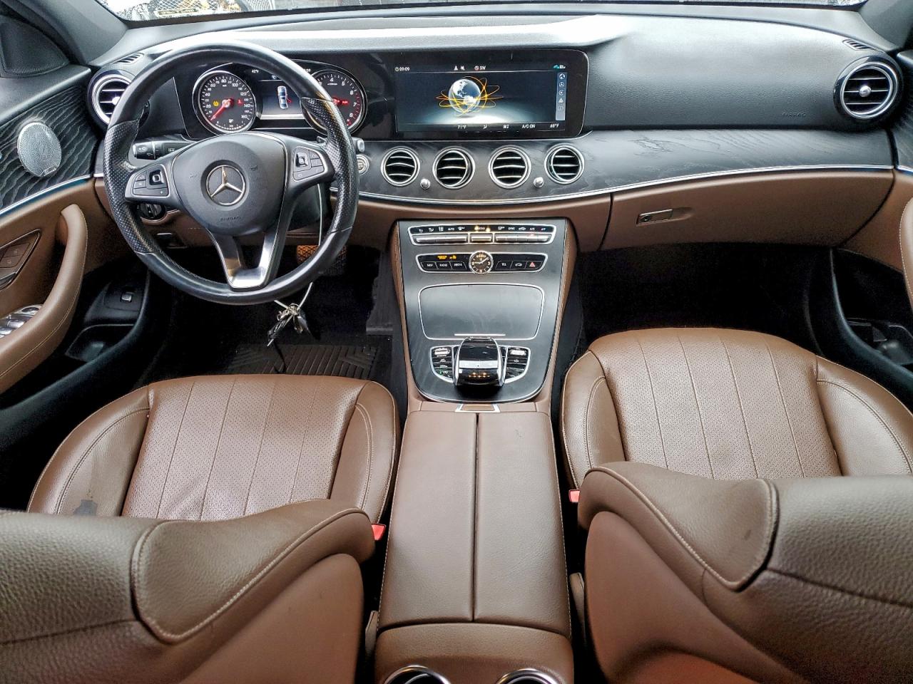 2018 MERCEDES-BENZ E 300 photo 8