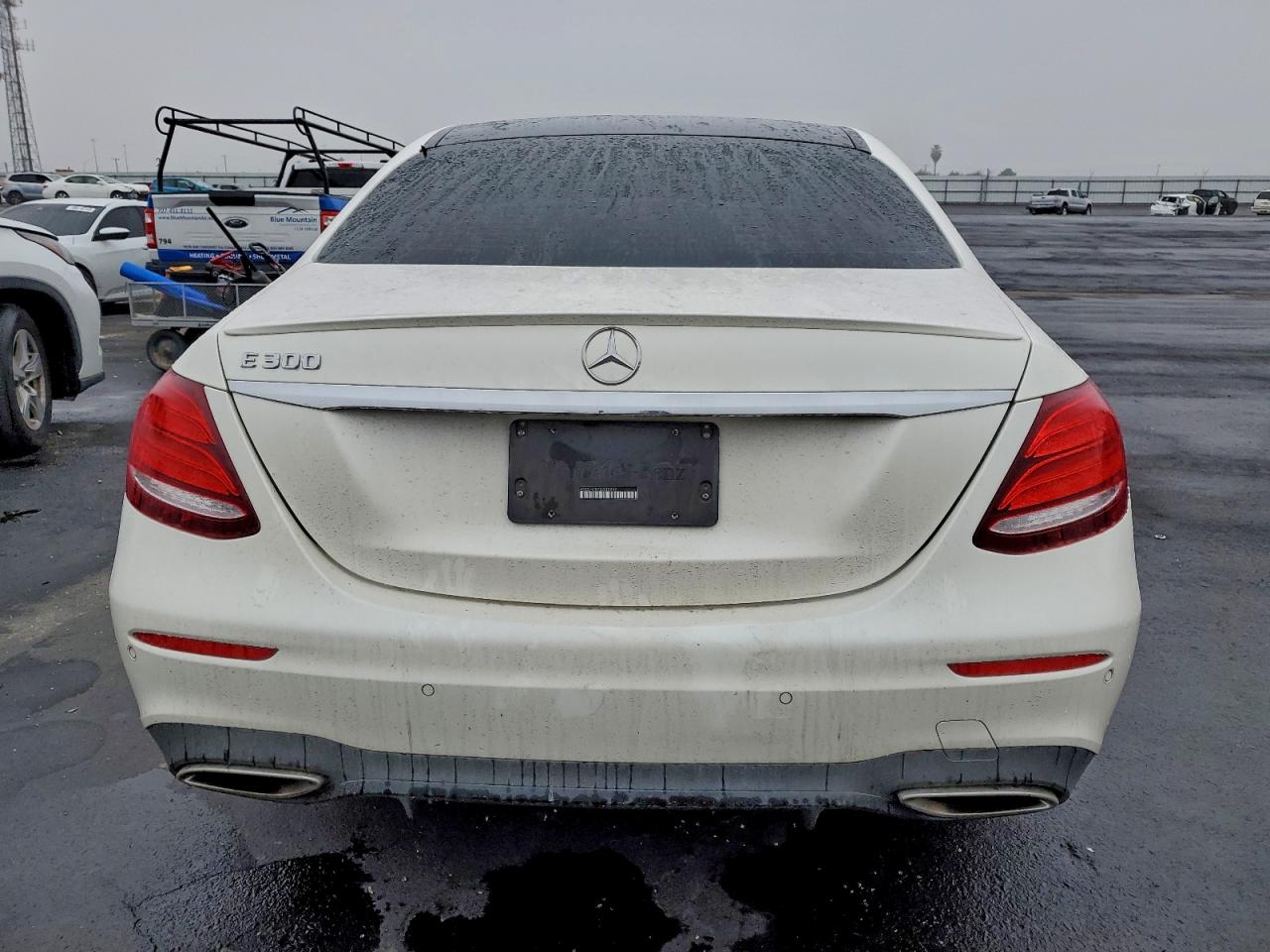 2018 MERCEDES-BENZ E 300 photo 6