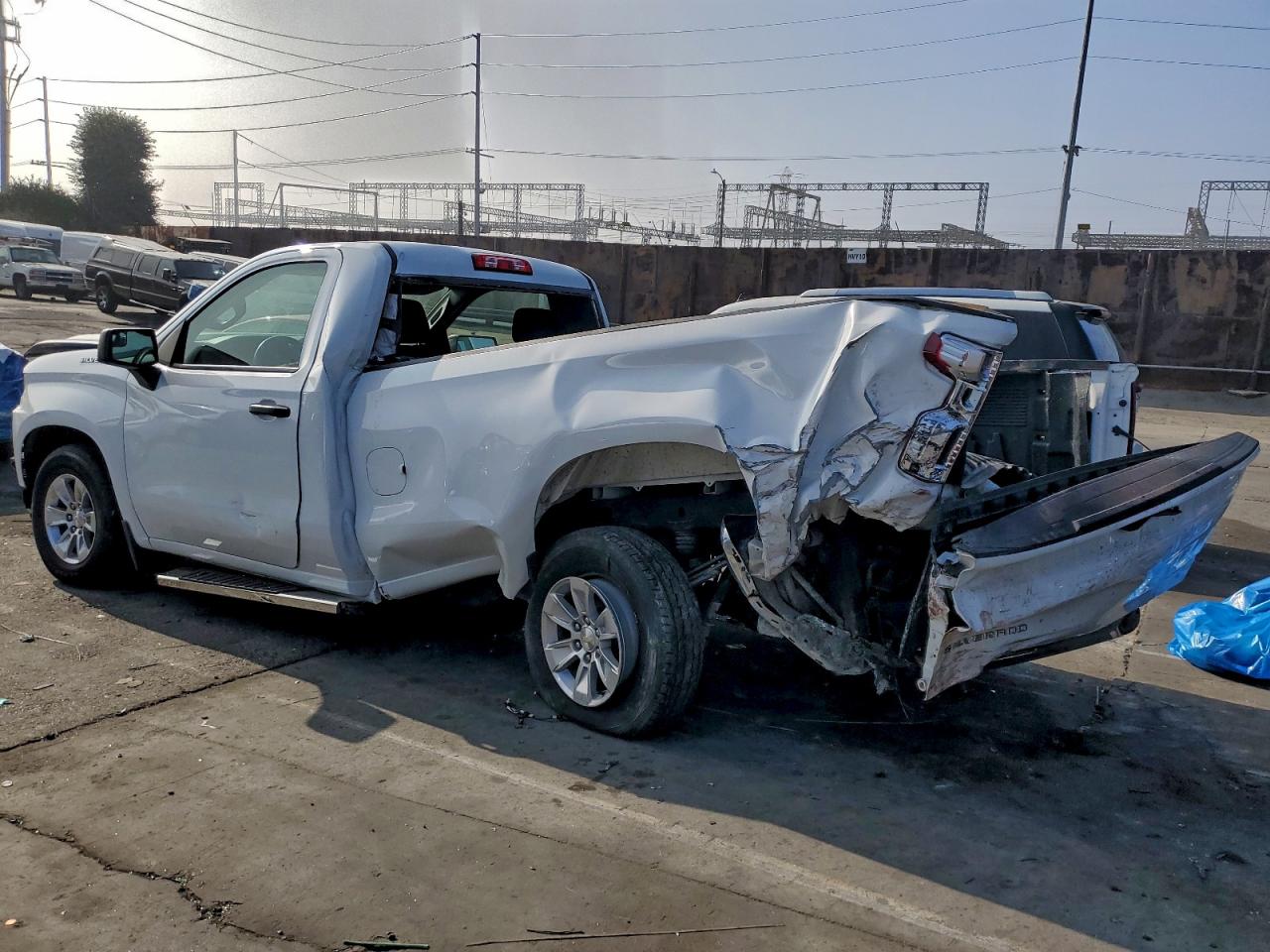 2021 CHEVROLET SILVERADO C1500 photo 2