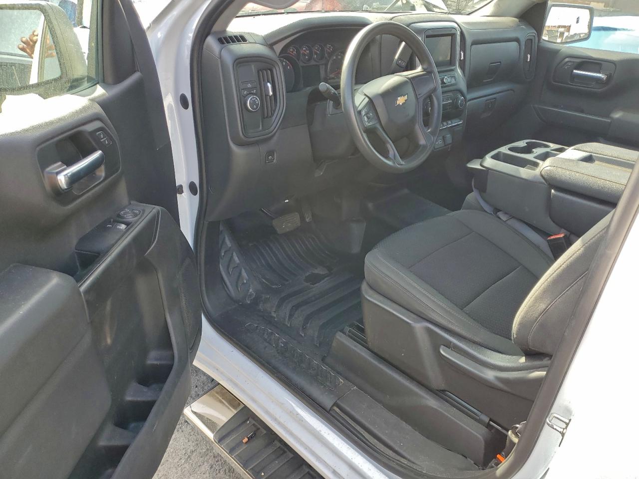 2021 CHEVROLET SILVERADO C1500 photo 8