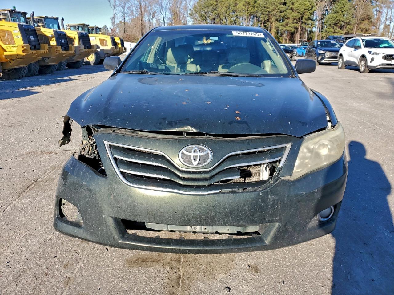 2011 TOYOTA CAMRY photo 5