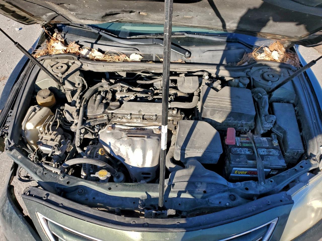 2011 TOYOTA CAMRY photo 11