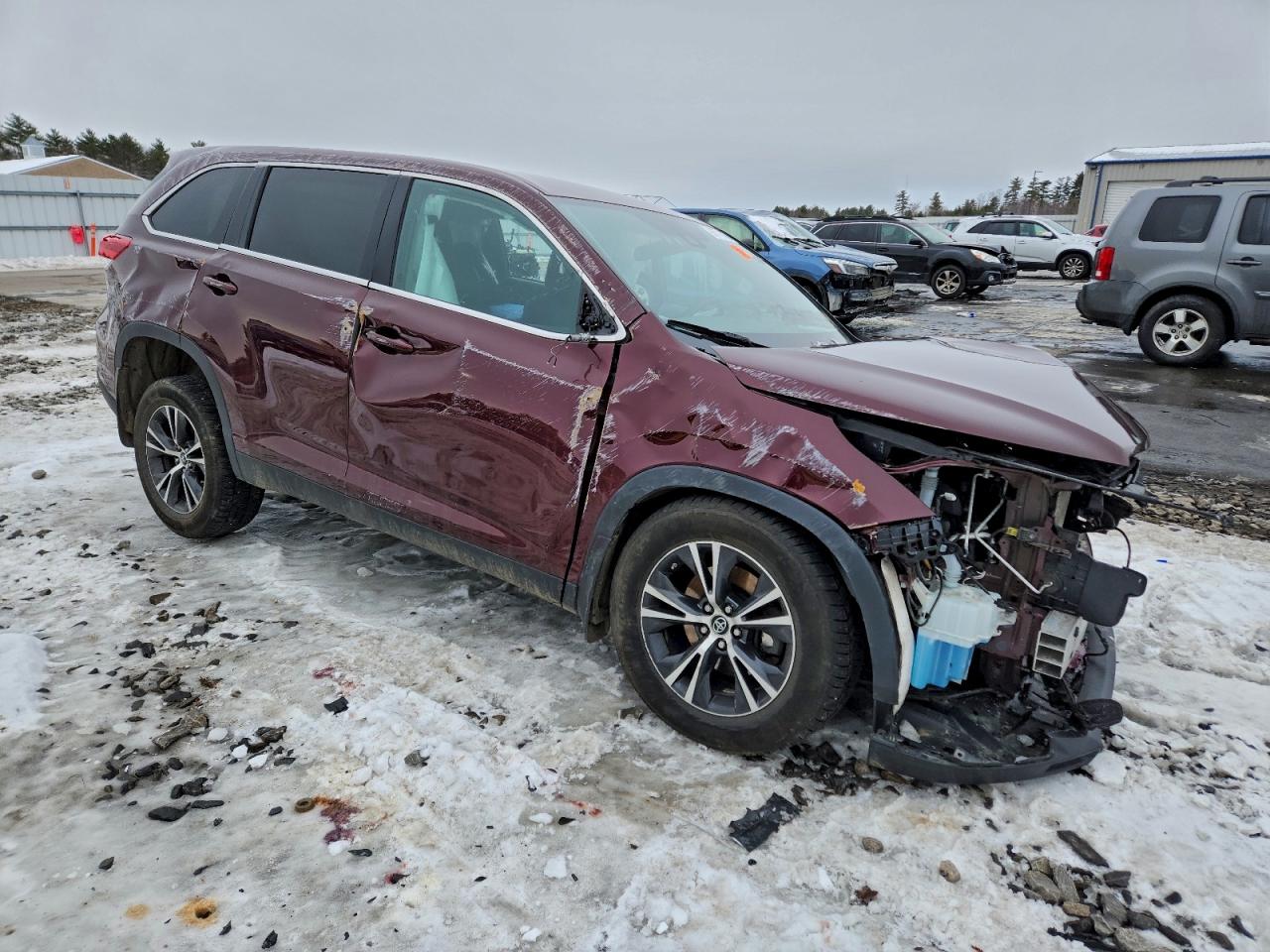 2019 TOYOTA HIGHLANDER LE photo 4