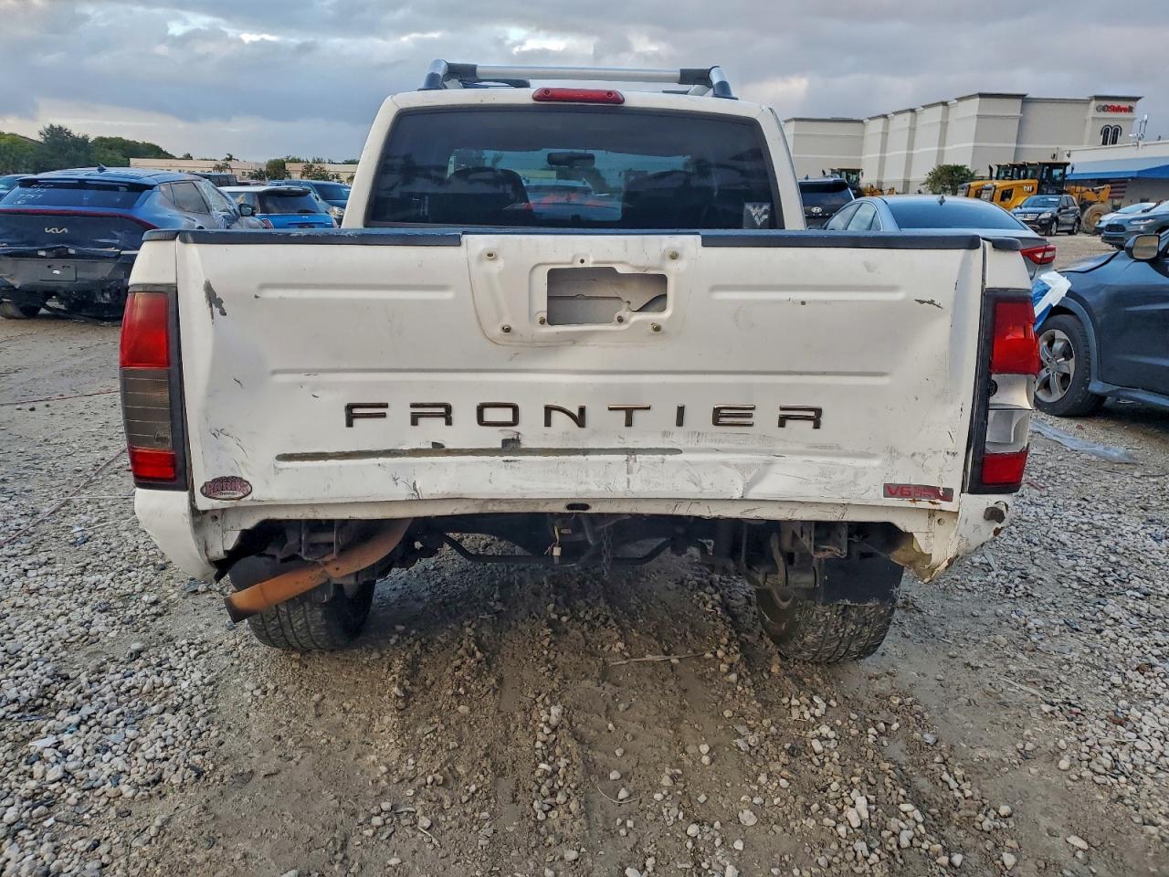 2001 NISSAN FRONTIER CREW CAB SC photo 6