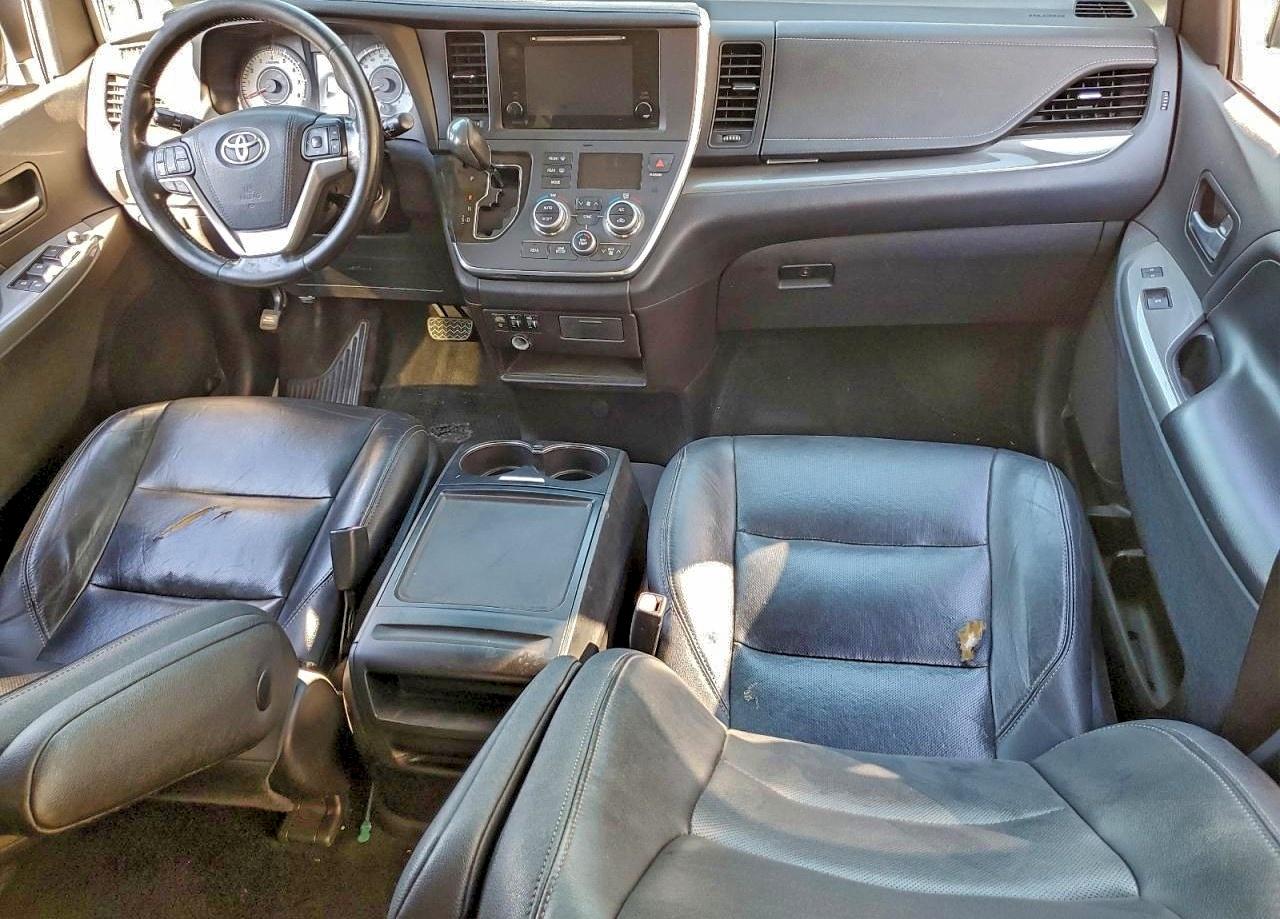 2015 TOYOTA SIENNA SPORT photo 8