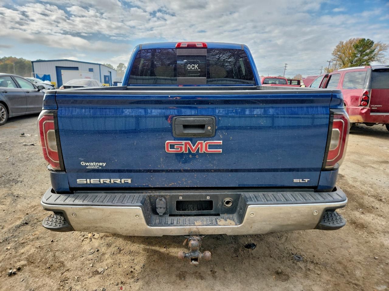 2017 GMC SIERRA K1500 SLT photo 6