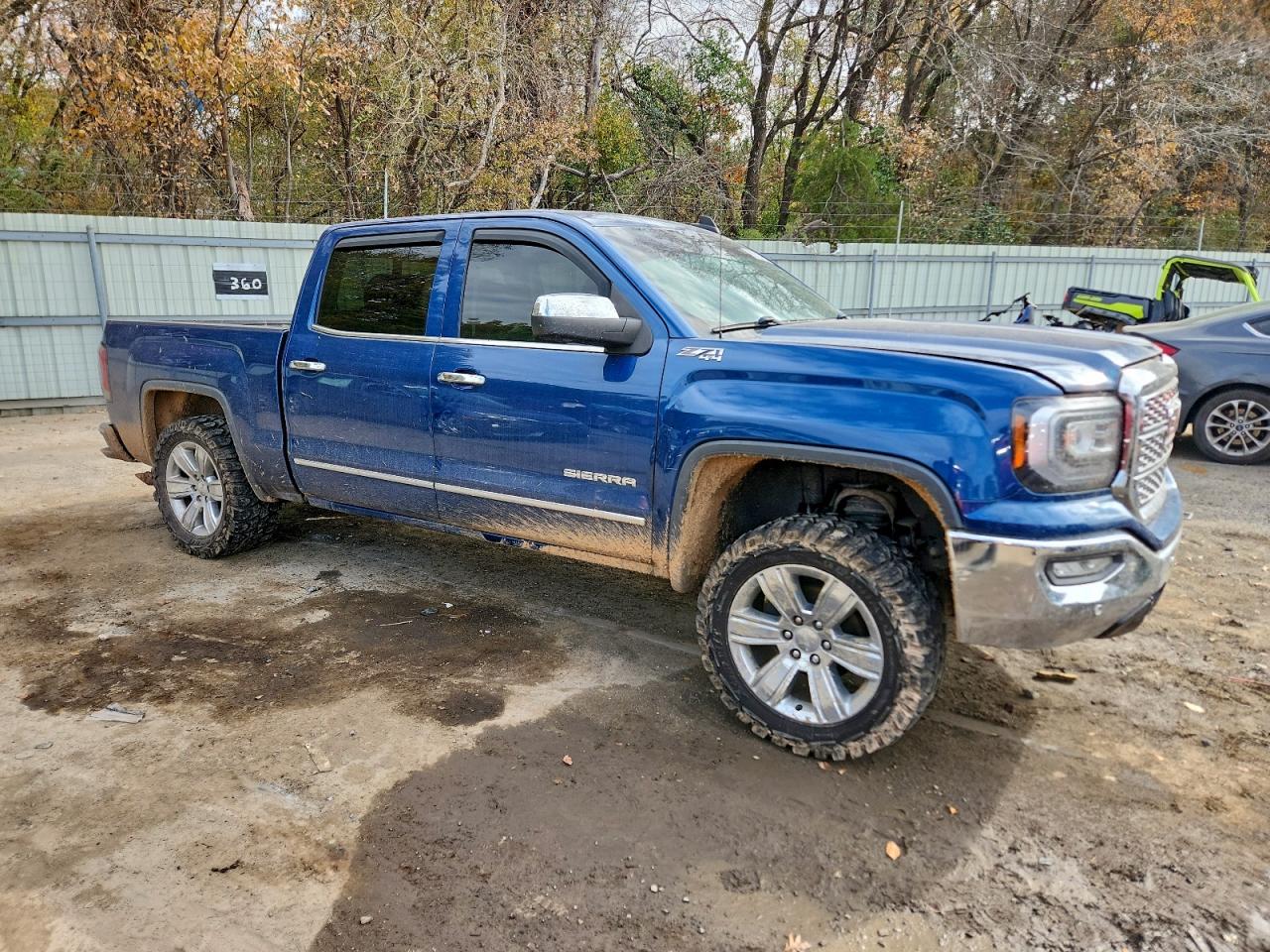 2017 GMC SIERRA K1500 SLT photo 4