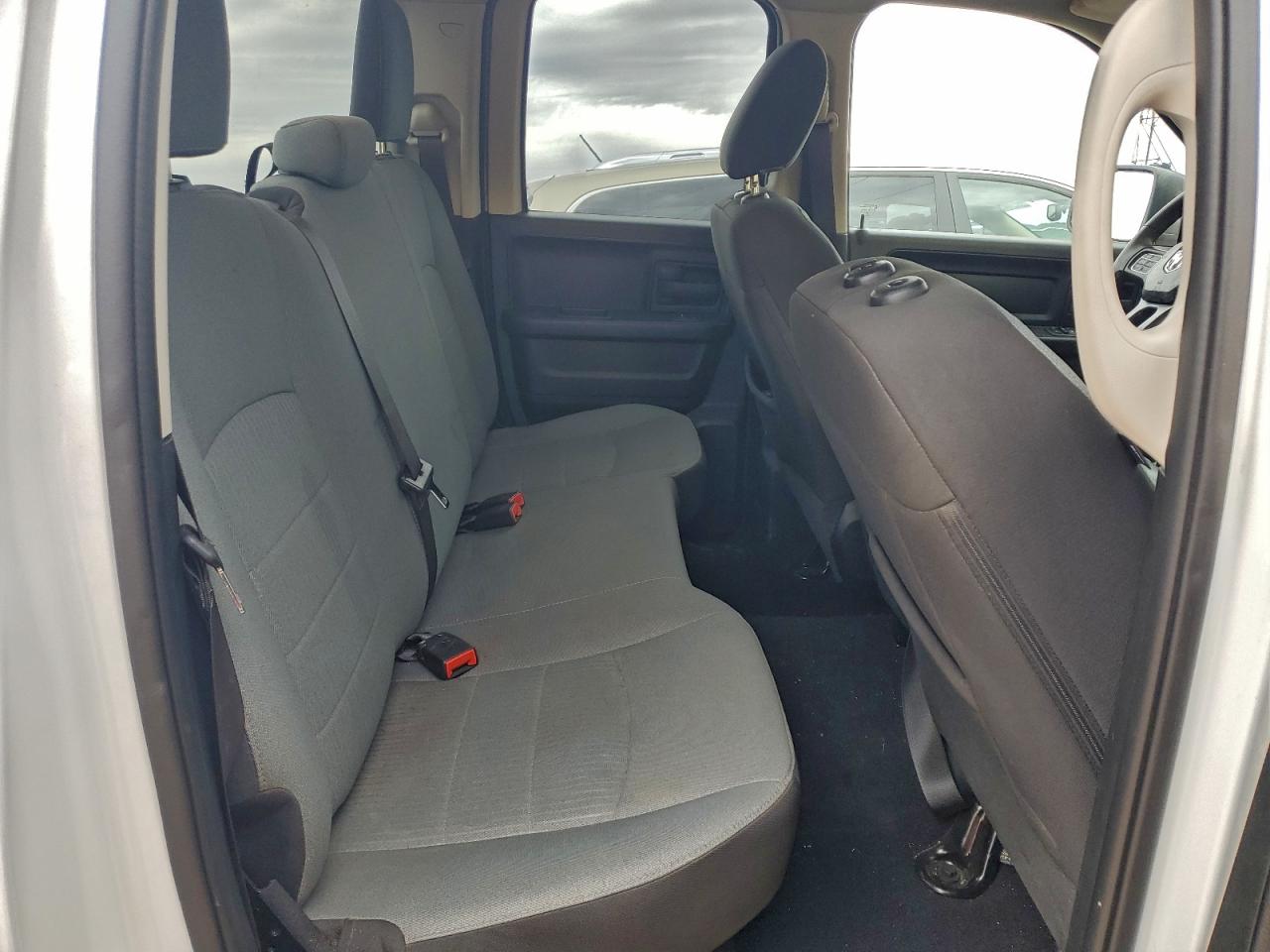 2022 RAM 1500 CLASSIC TRADESMAN photo 10