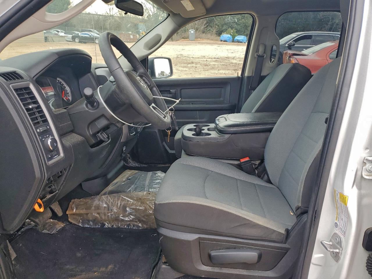 2022 RAM 1500 CLASSIC TRADESMAN photo 7