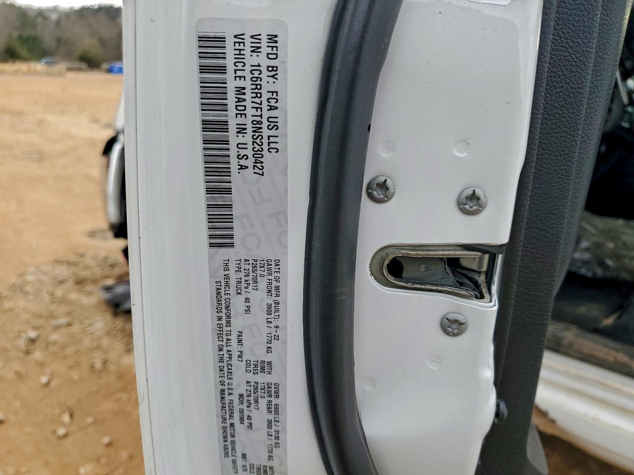 2022 RAM 1500 CLASSIC TRADESMAN photo 13