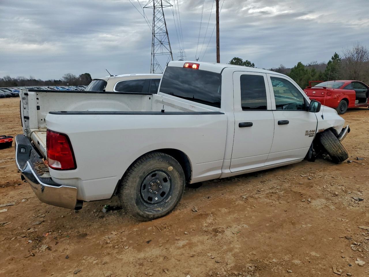 2022 RAM 1500 CLASSIC TRADESMAN photo 3