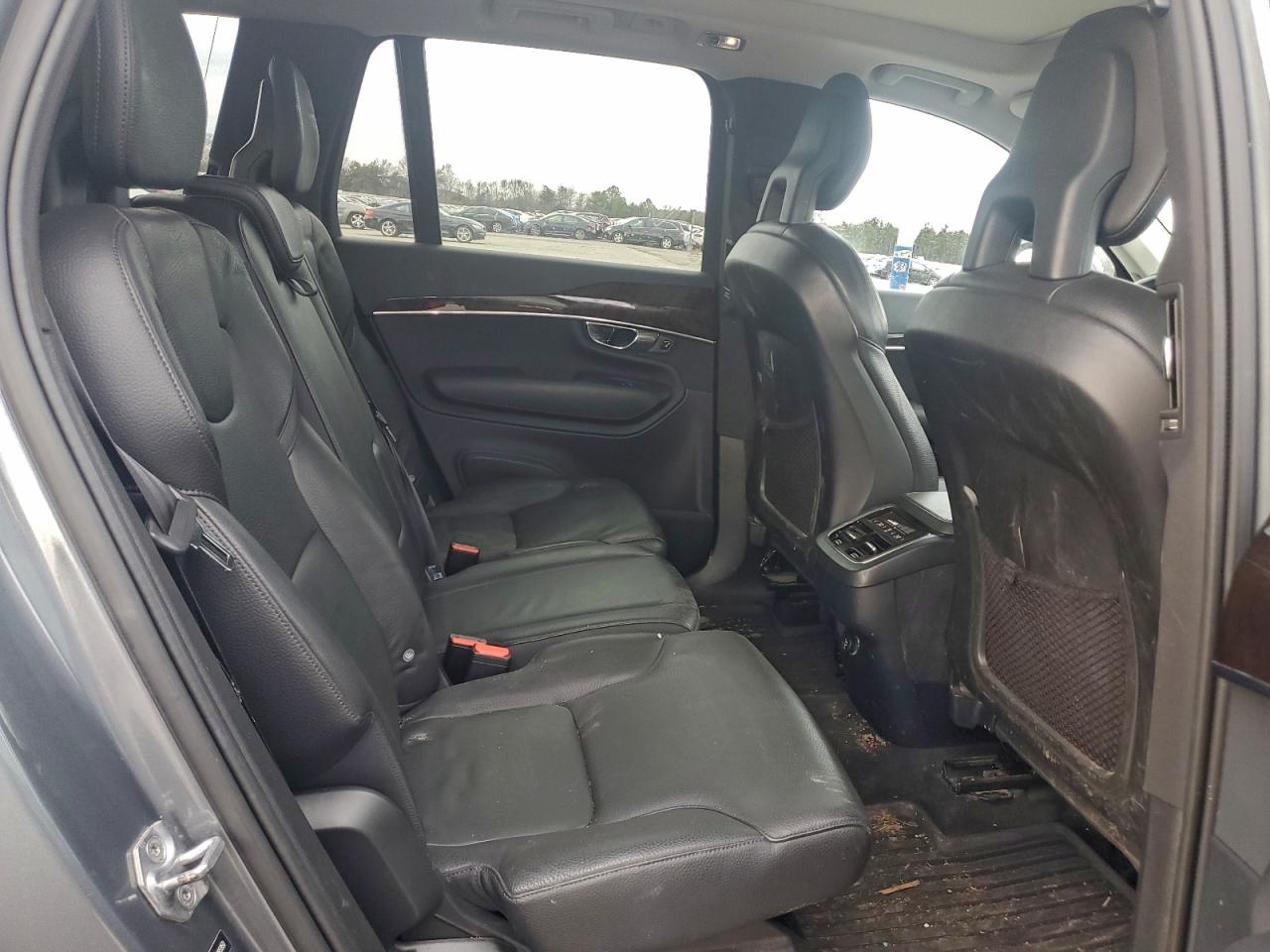2016 VOLVO XC90 T6 photo 11