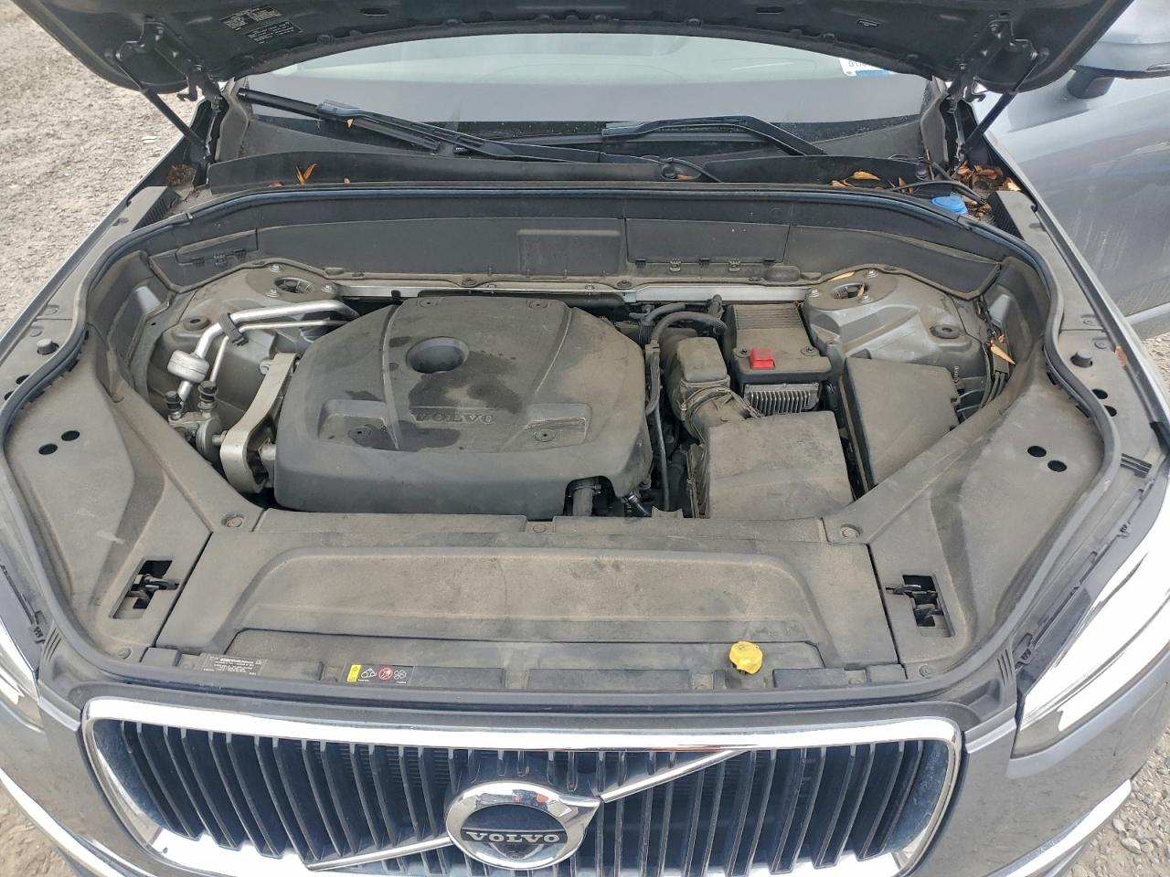2016 VOLVO XC90 T6 photo 12