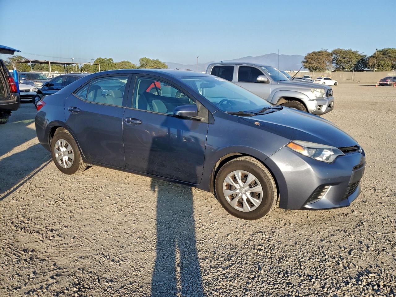 2015 TOYOTA COROLLA L photo 7